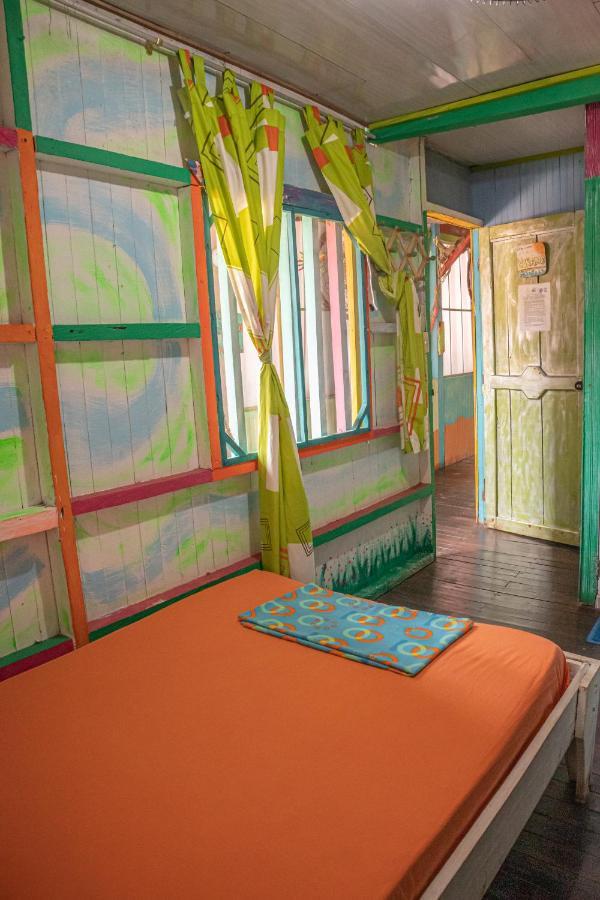 בואנוונטורה Hostal Liliana מראה חיצוני תמונה