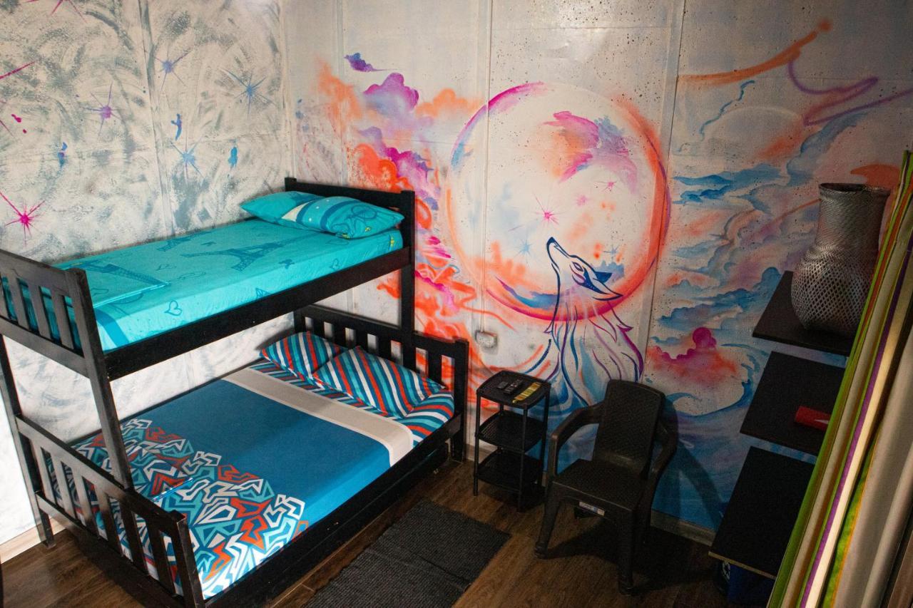 בואנוונטורה Hostal Liliana מראה חיצוני תמונה