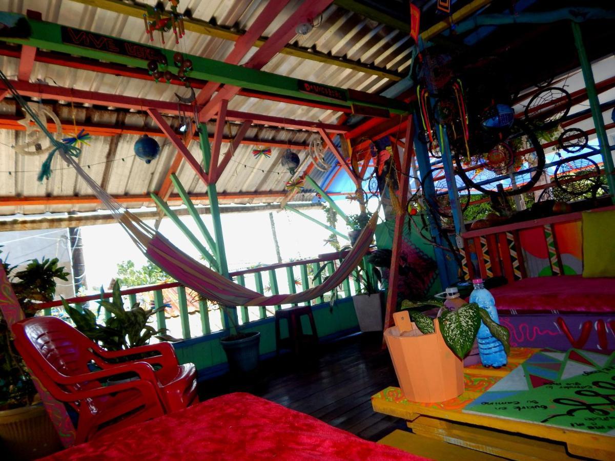 בואנוונטורה Hostal Liliana מראה חיצוני תמונה