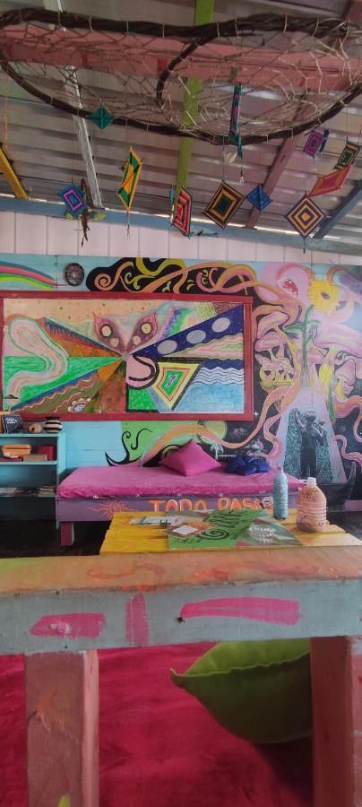 בואנוונטורה Hostal Liliana מראה חיצוני תמונה