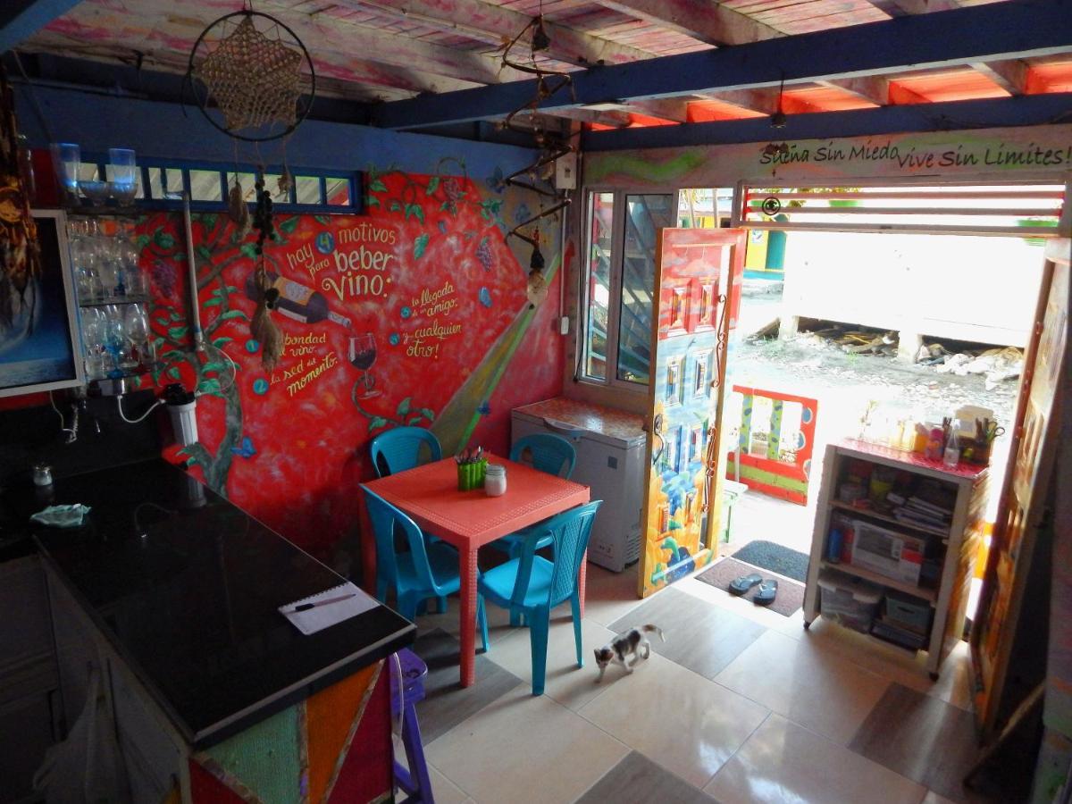 בואנוונטורה Hostal Liliana מראה חיצוני תמונה